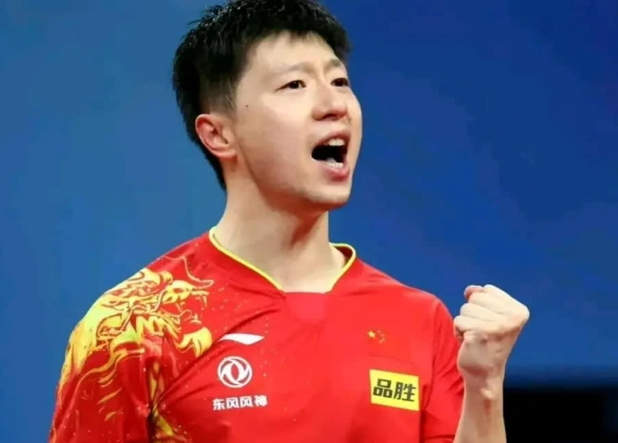 开云体育-詹姆斯巅峰对决，德约科维奇与60激战篮网分钟，关键助攻胜负难料！