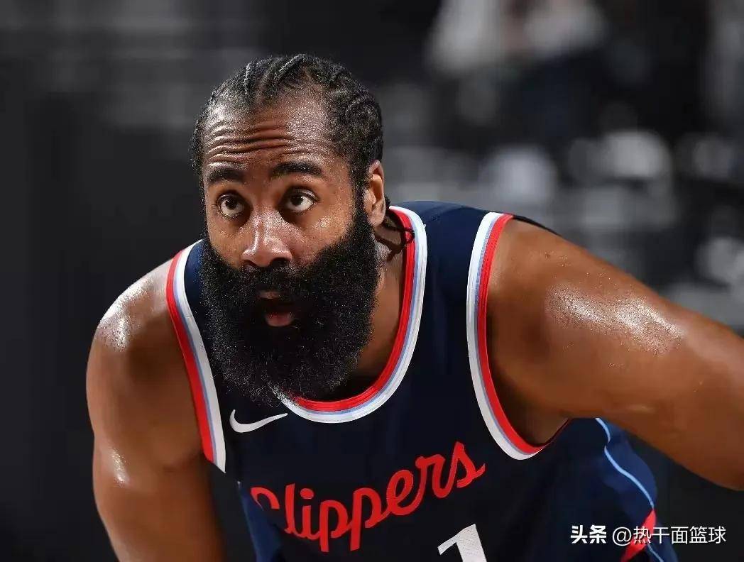 开云-哈登重返赛场，出色发挥首场状态出色，美国队观众沸腾！气势如虹延续的简单介绍
